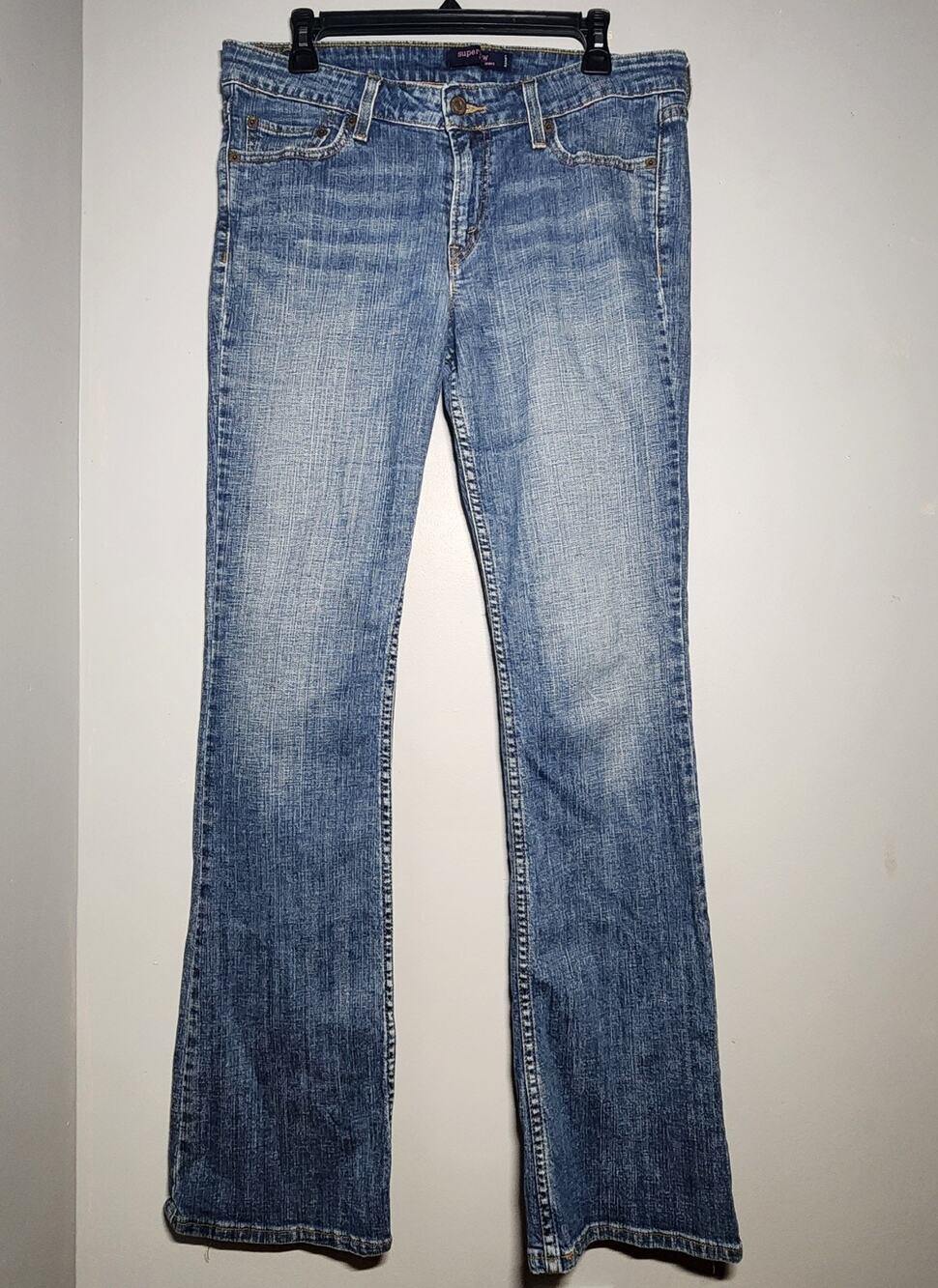 Y2K Levis 518 SuperLow Bootcut Med. Wash Women Jeans Size 13 Long Flare Western